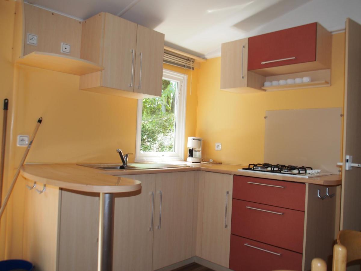 Camping Mas Du Sartre Saint Alban Auriolles Eksteriør billede